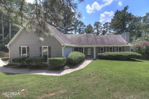 9251 Chickasaw Ct, Jonesboro, GA 30236