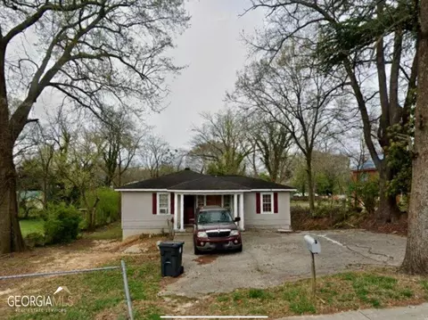 682 Auburn Ave, Gainesville, GA 30501