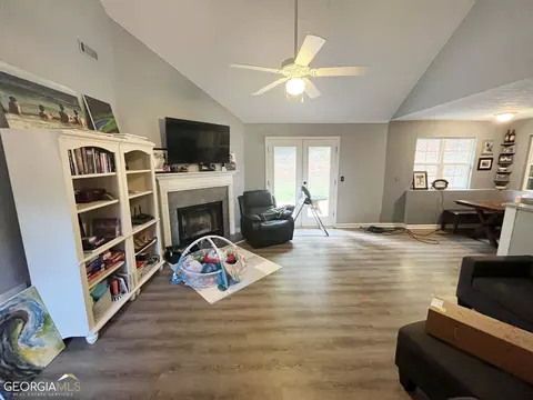 405 Christopher Ln, Canton, GA 30114 photo 3