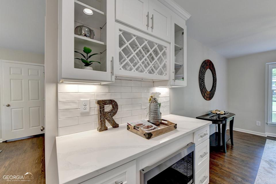  2349 Leisure Lake Dr, Dunwoody, GA 30338 photo 19