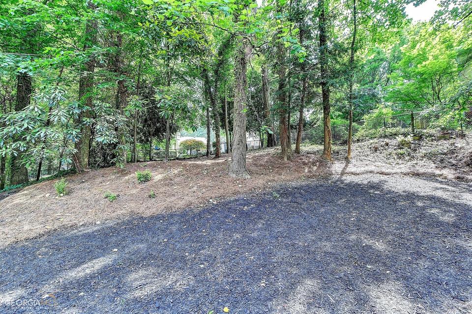  2349 Leisure Lake Dr, Dunwoody, GA 30338 photo 41