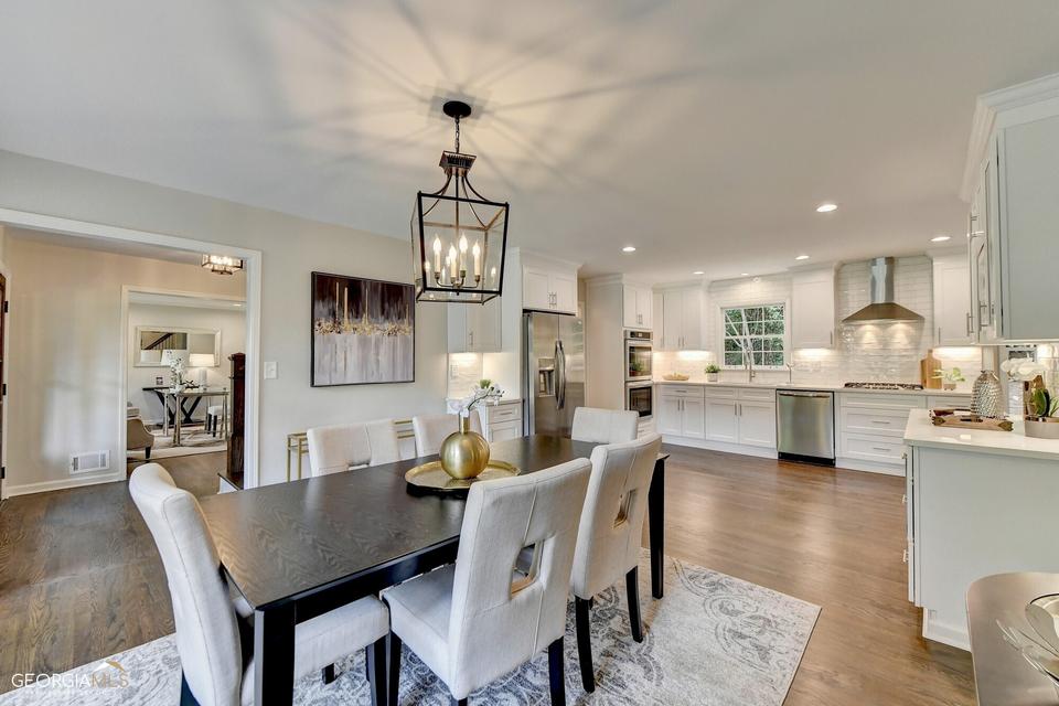  2349 Leisure Lake Dr, Dunwoody, GA 30338 photo 11
