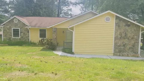 458 Staten St, Jonesboro, GA 30238