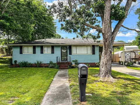 10 S Central Ave SE, Lindale, GA 30147