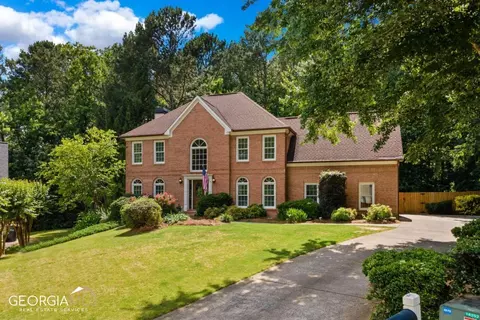 6108 Braidwood Ct NW, Acworth, GA 30101