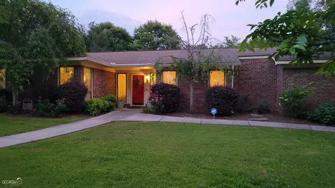 112 NW Treeside Dr NW, Rome, GA 30165