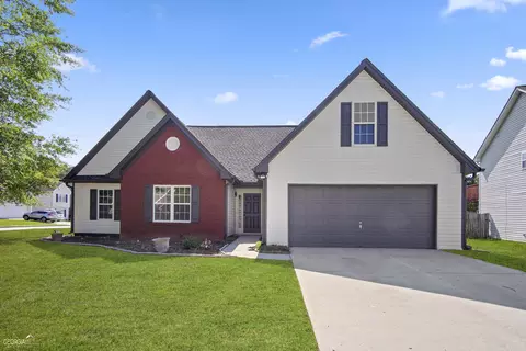4541 Beaverton Cir, Loganville, GA 30052