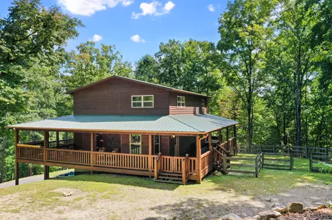 437 Sheep Stomp Rd, Blairsville, GA 30512
