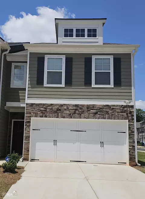 2226 Mulsanne Dr, Lithonia, GA 30058