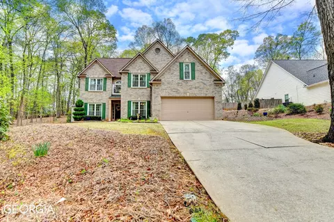 5724 Newberry Point Dr, Flowery Branch, GA 30542