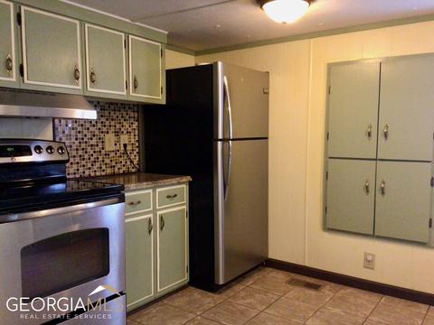 250 E Pine St, Cornelia, GA 30531 photo 9