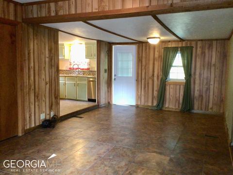 250 E Pine St, Cornelia, GA 30531 photo 11