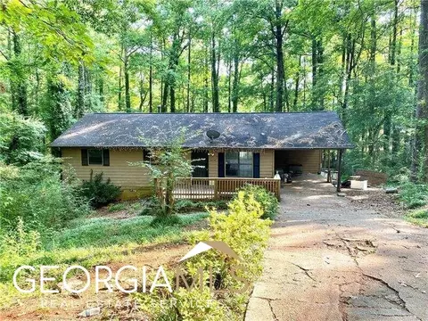 6434 Sweetbriar Dr SW, Mableton, GA 30126