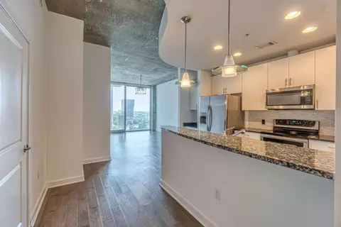 400 W Peachtree St NW #1512, Atlanta, GA 30308