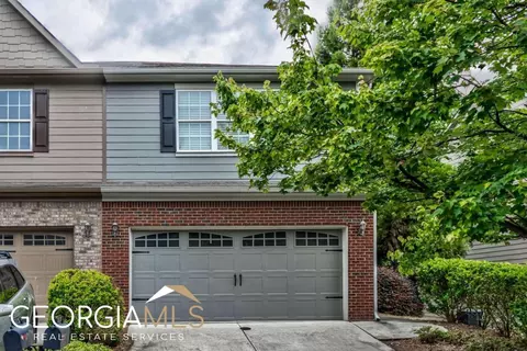 5230 Whiteoak Ave SE, Smyrna, GA 30080