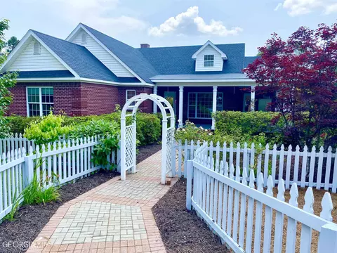2510 Center Point Rd, Carrollton, GA 30117
