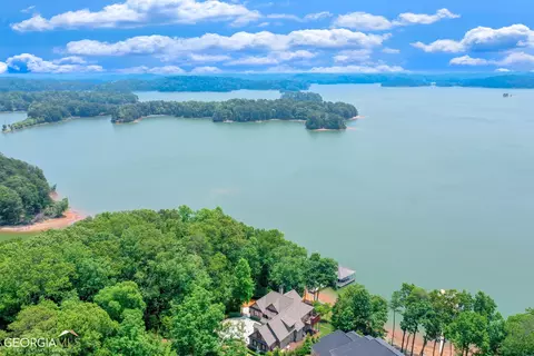 5390 Larch Ln, Gainesville, GA 30506