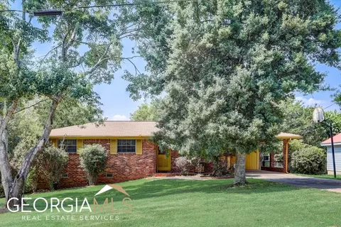 103 Kristy Ln, Carrollton, GA 30117