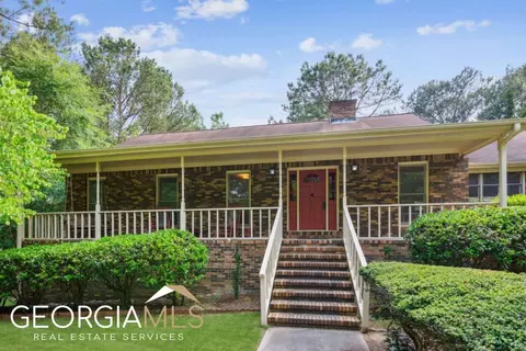 2739 Dennard Rd NE, Conyers, GA 30013