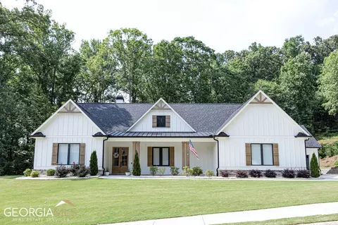 162 Scenic Falls Blvd, Hoschton, GA 30548
