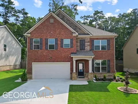 2992 Hawthorn Farm Blvd, Loganville, GA 30052