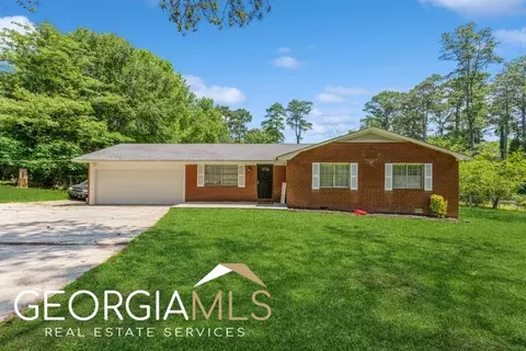 2305 Hillside Rd, Riverdale, GA 30296