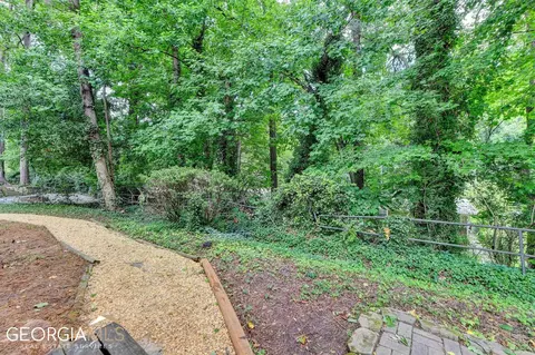3819 Greenhill Dr, Chamblee, GA 30341 photo 32