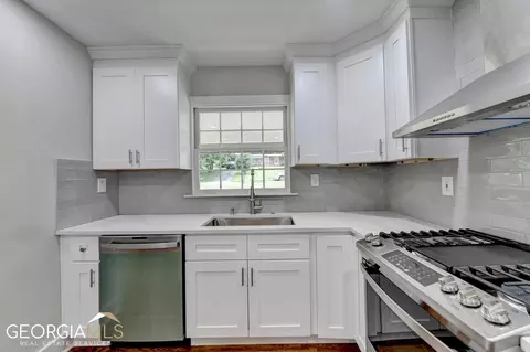3819 Greenhill Dr, Chamblee, GA 30341 photo 12