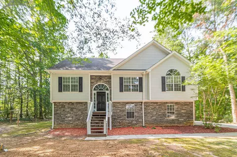 135 Halo Trce, Sharpsburg, GA 30277