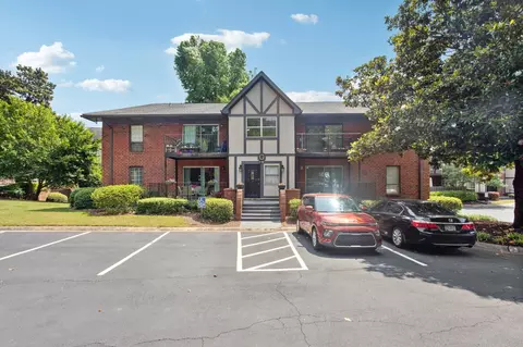6851 Roswell Rd #G-5, Sandy Springs, GA 30328