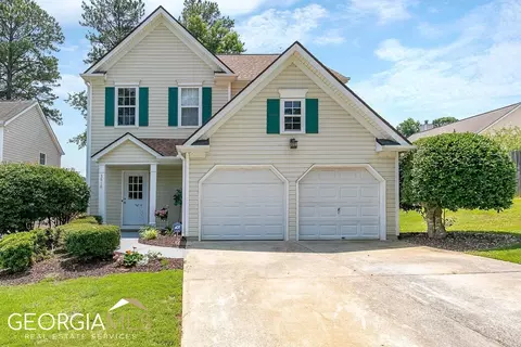 3810 Charlton Ives Dr, Lilburn, GA 30047