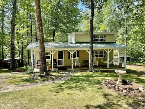 528 Sumac Ln, Ellijay, GA 30540