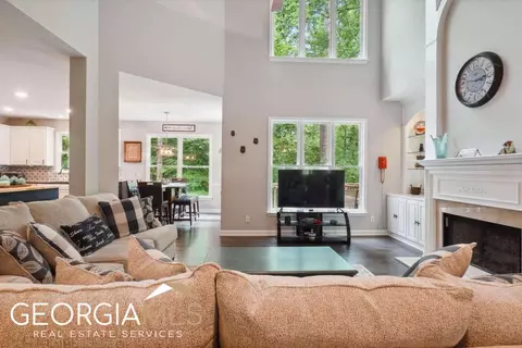 4755 Spring Park Cir, Suwanee, GA 30024 photo 8