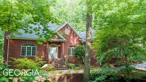 545 Laurel Oaks Ln, Milton, GA 30004