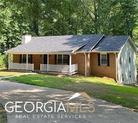 160 N Oakwood Dr, Canton, GA 30114