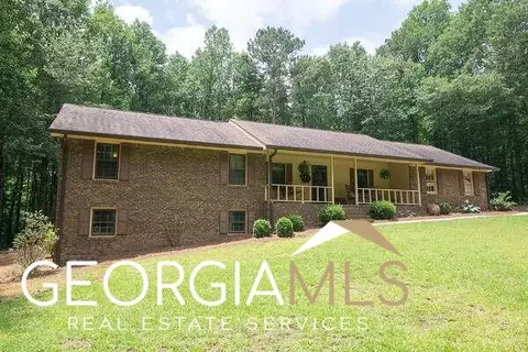 511 Ringer Rd, Carrollton, GA 30116