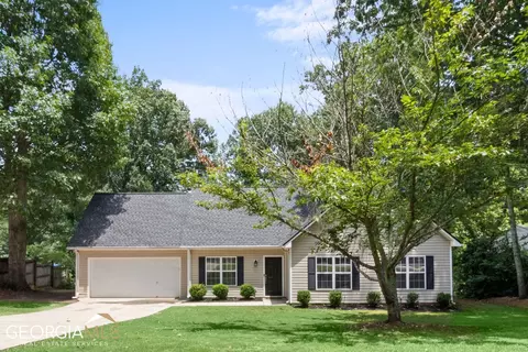 3703 Bolding Rd, Flowery Branch, GA 30542
