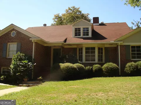 301 Wayne St, Eatonton, GA 31024