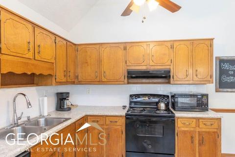 2146 Pinella Dr, Grayson, GA 30017 photo 9