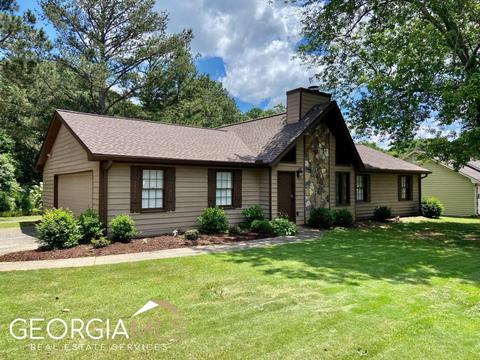 2146 Pinella Dr, Grayson, GA 30017 photo 1
