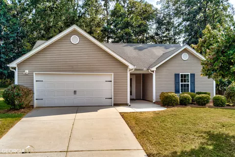 379 Embassy Dr, Winder, GA 30680