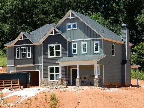 201 Sterling Meadows Dr, Demorest, GA 30535