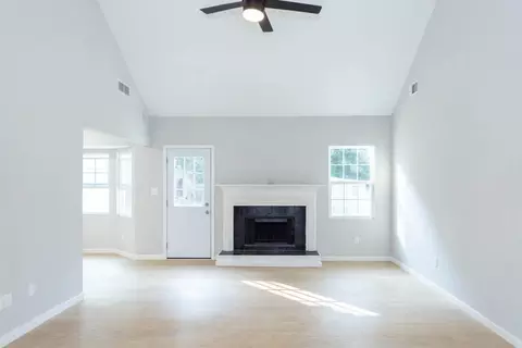 60 Chimney Ct, Covington, GA 30014 photo 4