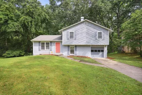 3551 Bramblevine Cir, Lithonia, GA 30038