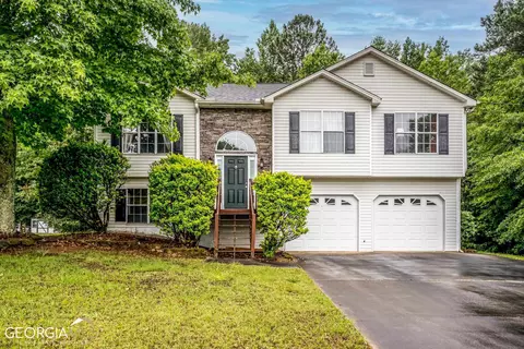 2581 Chesterbrooke Dr, Lithia Springs, GA 30122