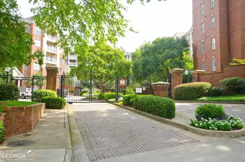 211 Colonial Homes Dr NW #1102, Atlanta, GA 30309