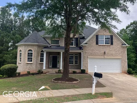 878 Winfair Ct, College Park, GA 30349