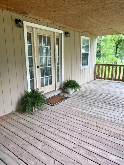 329 Benton Powell Rd, Uvalda, GA 30473