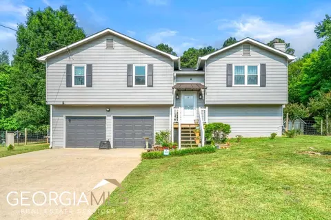 149 Lost Meadows Dr, Dallas, GA 30157
