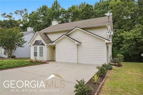811 Overlook Trl, Canton, GA 30115